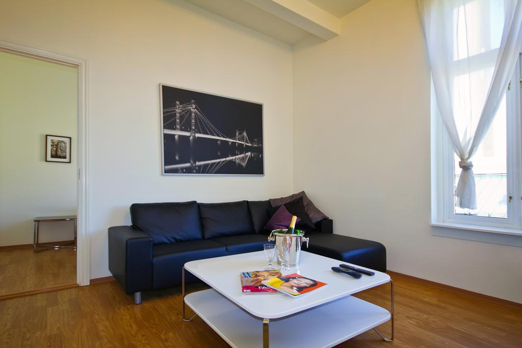 Chateau Apartments أوسلو الغرفة الصورة